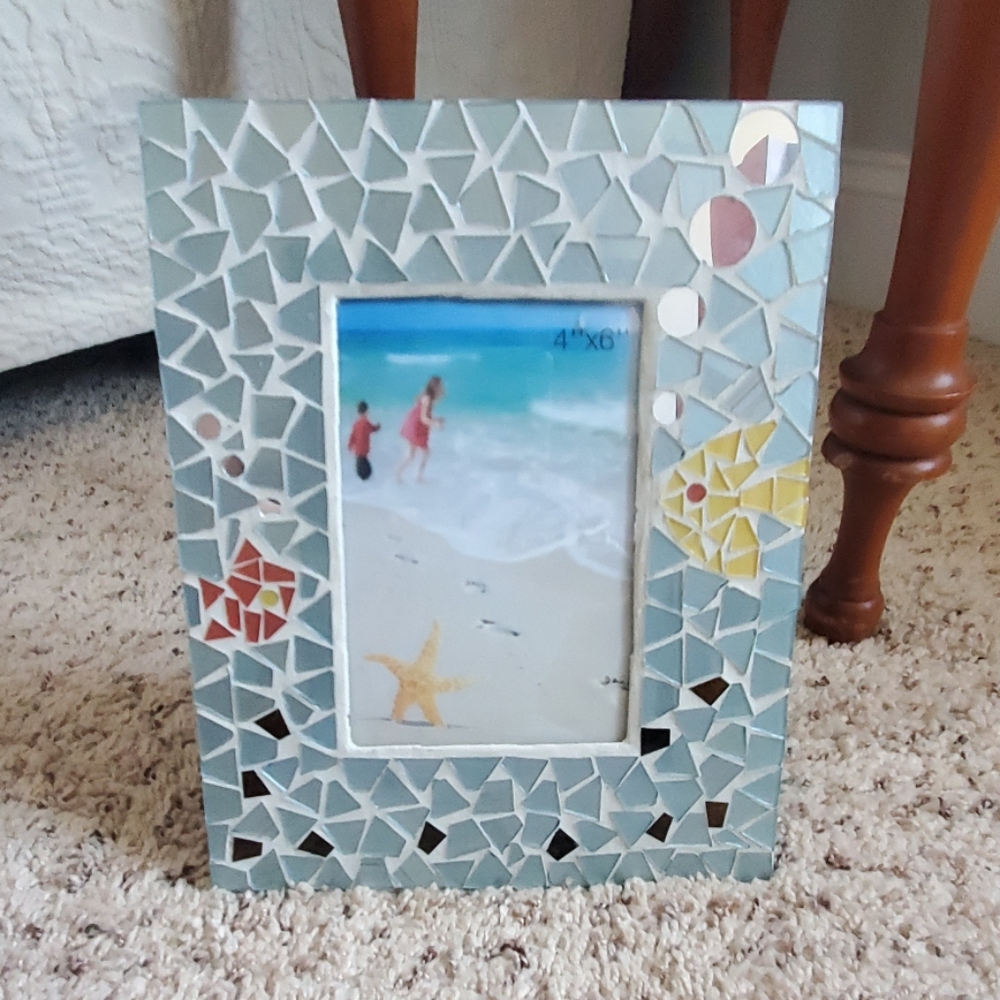 Mosaic picture frame